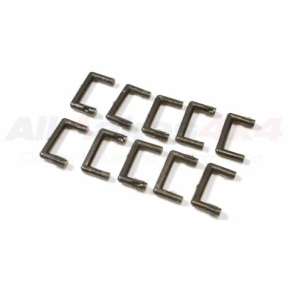 Staple - Retention - Clutch for Defender (1986 – 2006) Vehicles with cast clutch fork – 576203