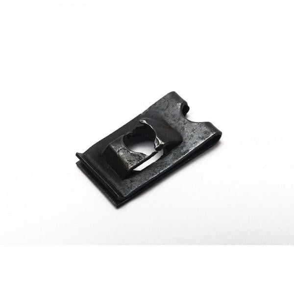 Clip (Fasteners) for Defender (1986 – 2006) Front Wing to bulkhead - U type 3/16 – AK616011