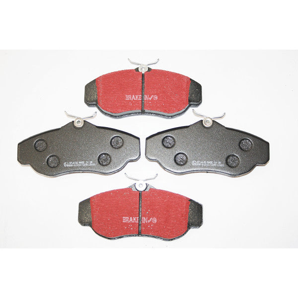 Front Brake Pads for Discovery 2 / Range Rover (1995–2004) – GA3300
