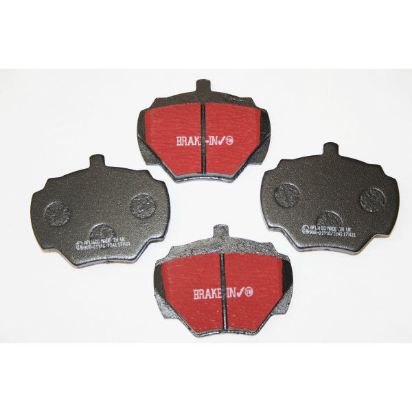 Rear Brake Pad Set for Defender, Discovery 1 & Range Rover Classic (1986–2006) – GA3318