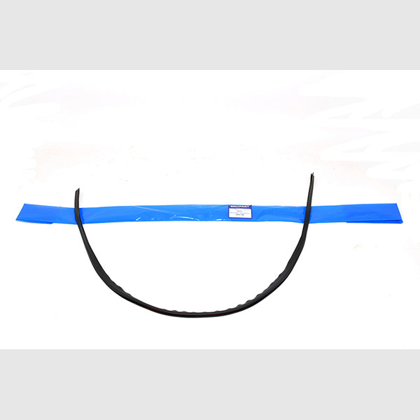 Windscreen Top Seal or Moulding for Discovery 4 – LR031186