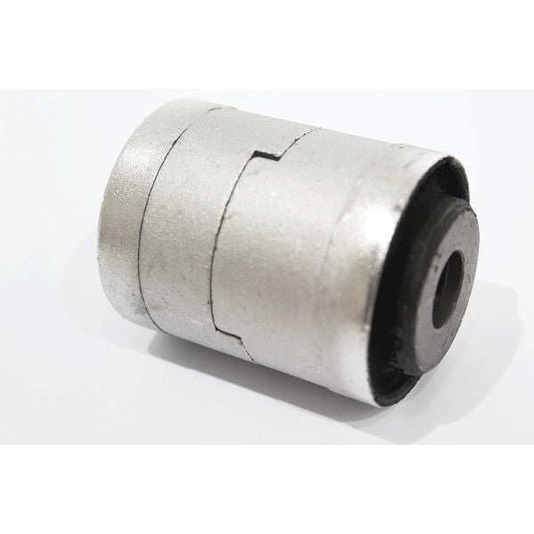 Rear Radius Arm Bush for Discovery 3 & 4 L319 (2005–2016) – LR051616G