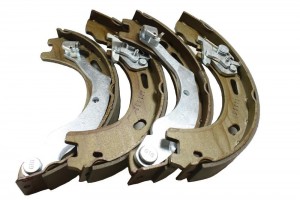 Brake Shoe Axle Set suitable for Discovery 3, Discovery 4 & Range Rover Sport vehicles